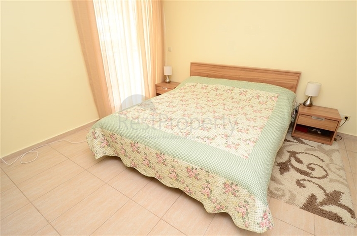 Geräumige Dreizimmerwohnung nur 150 Meter vom Meer entfernt.