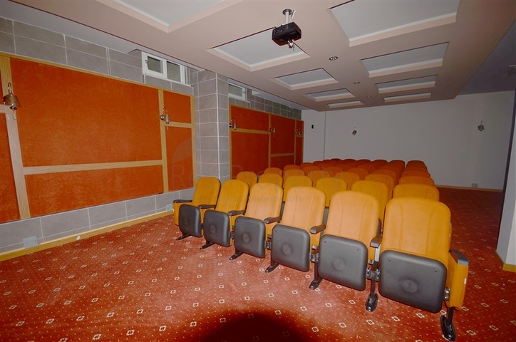 3+1 Apartment in einem Fünf-Sterne-Komplex in Avsallar