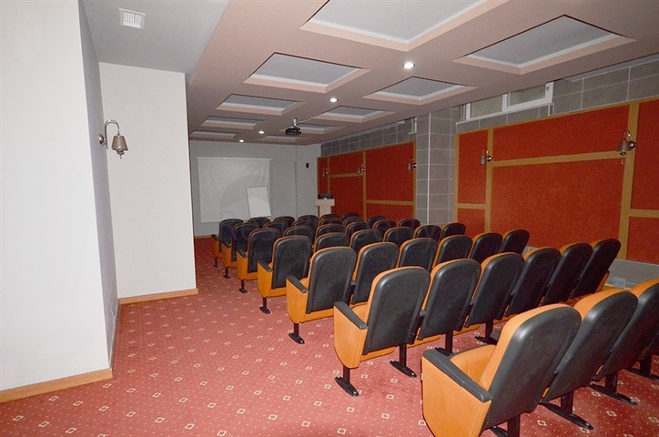 3+1 Apartment in einem Fünf-Sterne-Komplex in Avsallar