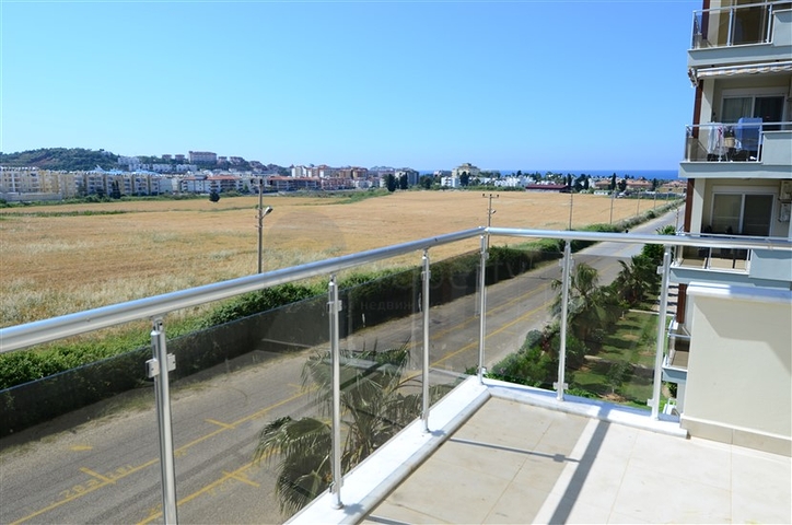 3+1 Apartment in einem Fünf-Sterne-Komplex in Avsallar