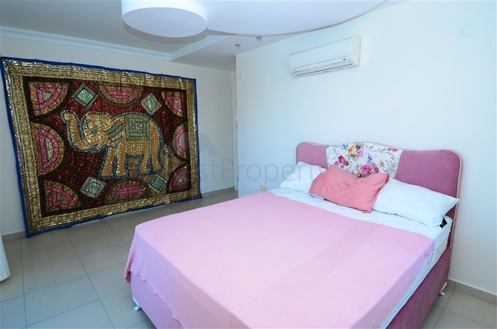 3+1 Apartment in einem Fünf-Sterne-Komplex in Avsallar