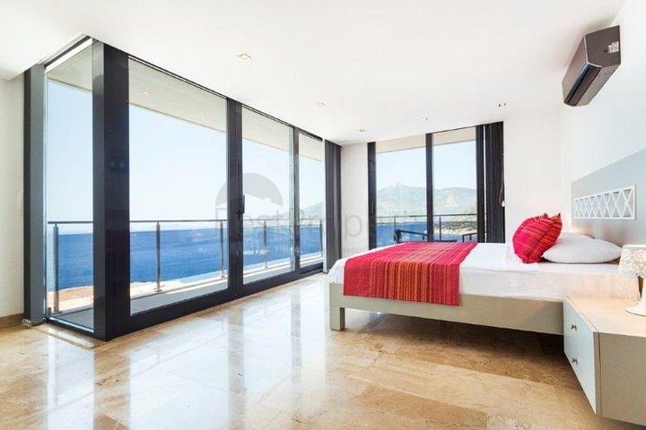 Luxusvilla in Kalkan mit Meerblick Luxusvilla in Kalkan mit Meerblick