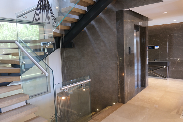 Das Projekt von Luxusvillen mit Blick auf die alte Festung und das Meer im Zentrum von Bodrum