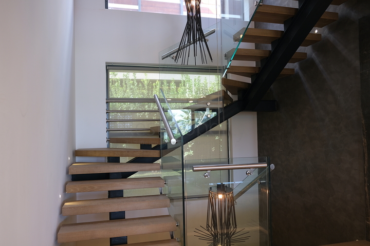 Das Projekt von Luxusvillen mit Blick auf die alte Festung und das Meer im Zentrum von Bodrum