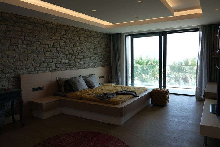 Das Projekt von Luxusvillen mit Blick auf die alte Festung und das Meer im Zentrum von Bodrum