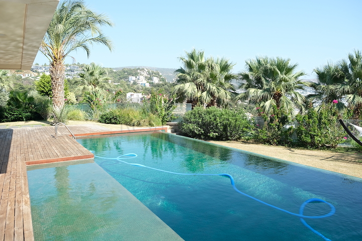 Das Projekt von Luxusvillen mit Blick auf die alte Festung und das Meer im Zentrum von Bodrum