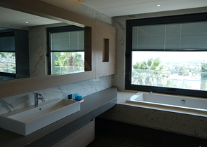 Das Projekt von Luxusvillen mit Blick auf die alte Festung und das Meer im Zentrum von Bodrum