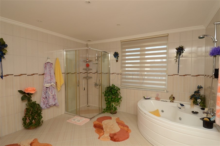 Duplex für eine große Familie in Mahmutlar