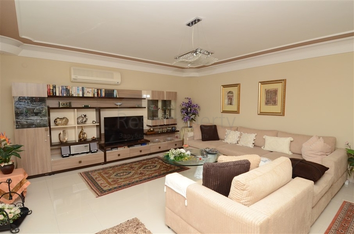 Duplex für eine große Familie in Mahmutlar