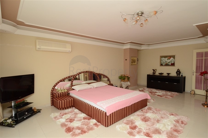 Duplex für eine große Familie in Mahmutlar