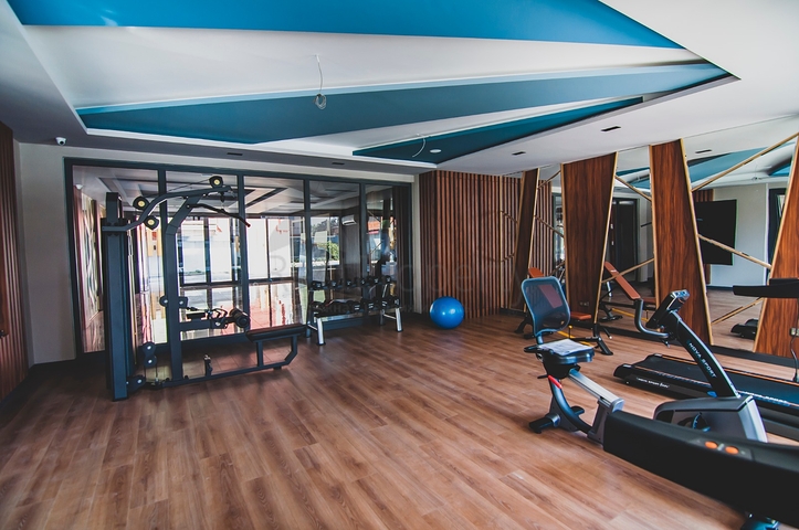 Neuer Komplex in der ersten Zeile