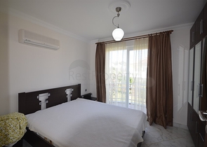 Villa mit eigenem Strand und direktem Meerblick