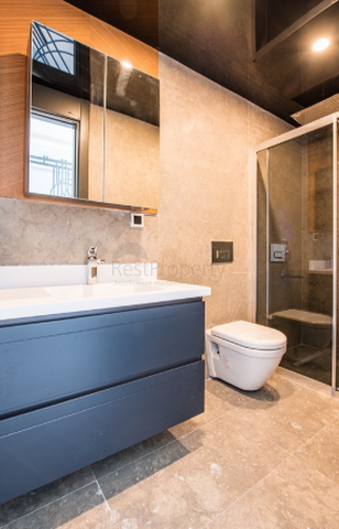 Luxus-Villen-Komplex in Antalya in der Nähe von Boachai Marina