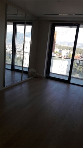 Geräumige Maisonette für eine große Familie in Izmir