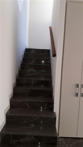 Geräumige Maisonette für eine große Familie in Izmir