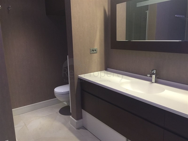 2+1 Apartment in einem neuen Komplex in Izmir