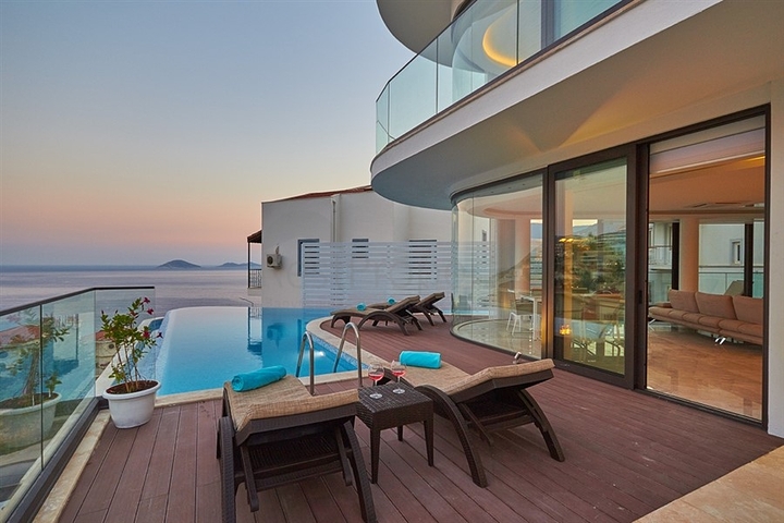 5+1 Luxusvilla in Kalkan 5+1 Luxusvilla in Kalkan