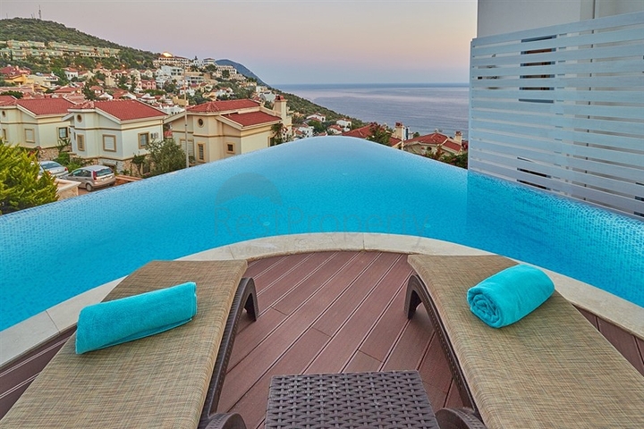 5+1 Luxusvilla in Kalkan 5+1 Luxusvilla in Kalkan
