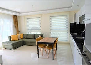 Geräumige Zweizimmerwohnung in einem neuen Komplex