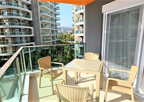 Geräumige Zweizimmerwohnung in einem neuen Komplex