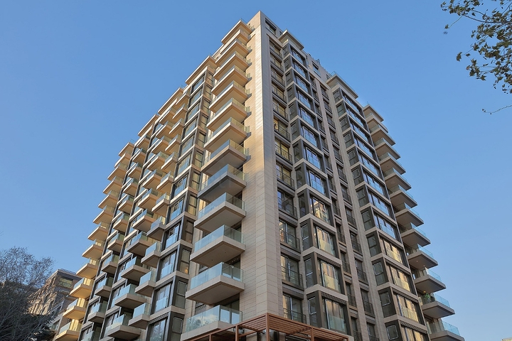 Ein hochmoderner Wohnkomplex am Ufer des Marmarameeres