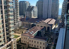 Ein hochmoderner Wohnkomplex am Ufer des Marmarameeres