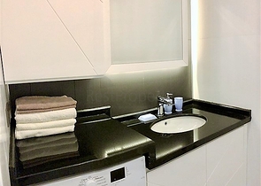 Dreizimmerwohnung in einem Komplex an der ersten Küste