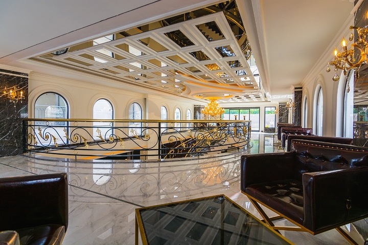 Luxuswohnungen zu vermieten, mit 2+1 Grundriss im Zentrum von Alanya