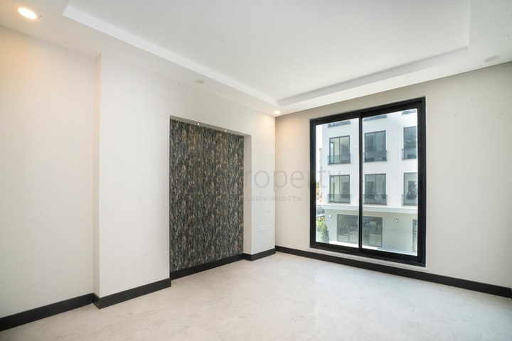 Business Center in der sich entwickelnden Region sind beide