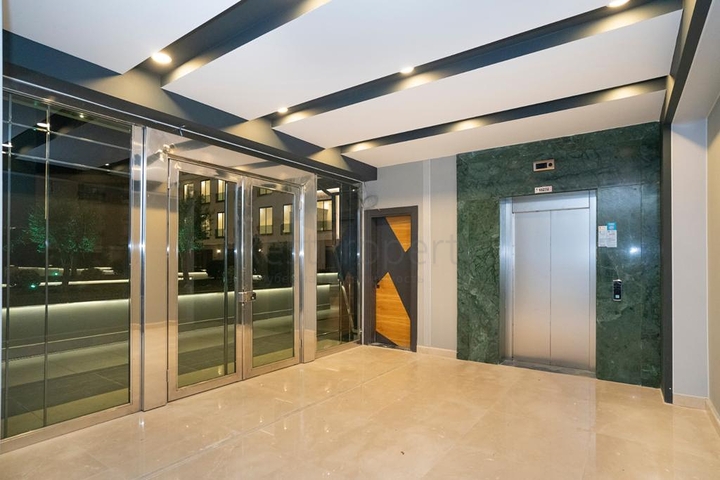 Business Center in der sich entwickelnden Region sind beide