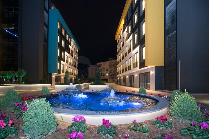 Business Center in der sich entwickelnden Region sind beide