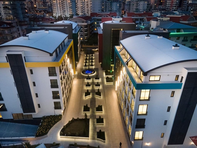 Business Center in der sich entwickelnden Region sind beide