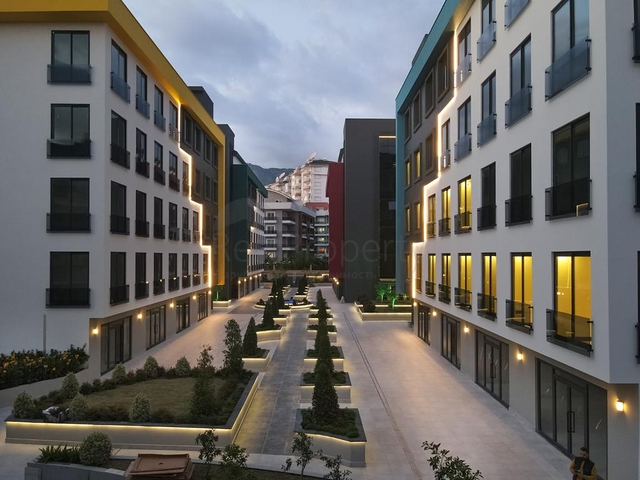 Business Center in der sich entwickelnden Region sind beide