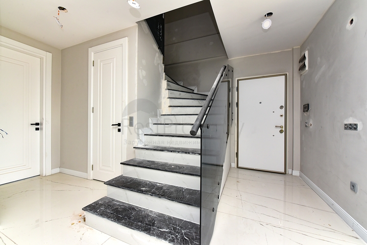 Wohnungen im neuen Komplex des Bezirks sind beide