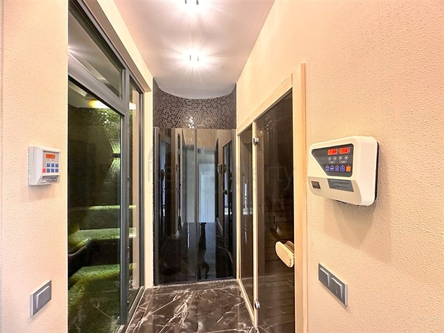 Wohnungen im neuen Komplex des Bezirks sind beide