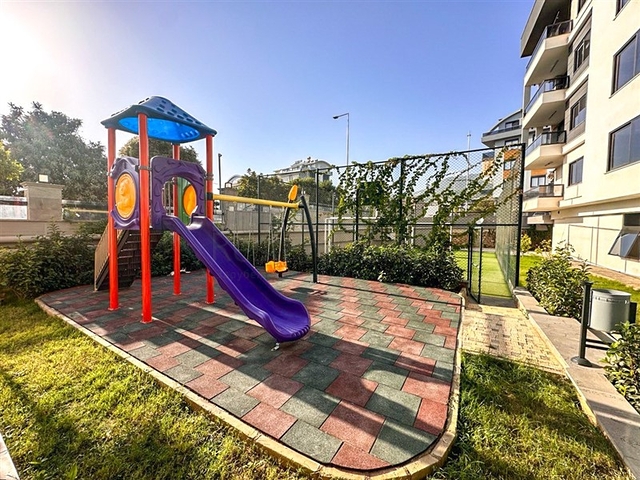 Wohnungen im neuen Komplex des Bezirks sind beide