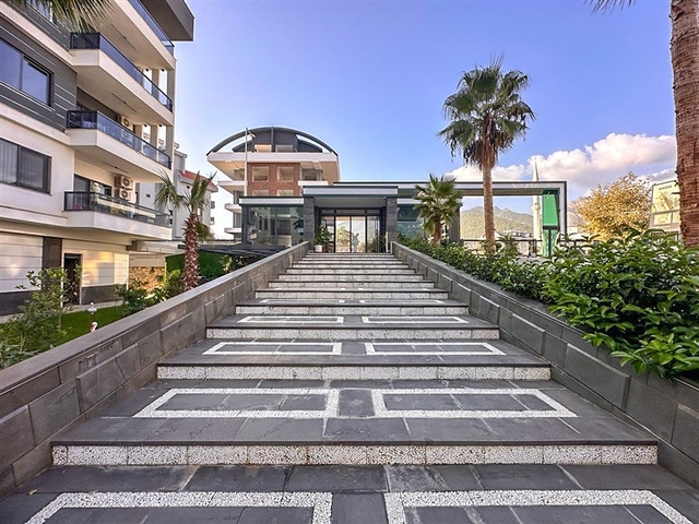 Wohnungen im neuen Komplex des Bezirks sind beide