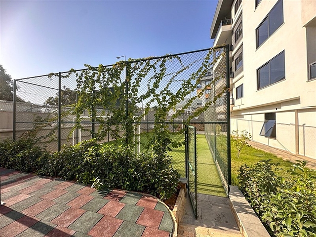 Wohnungen im neuen Komplex des Bezirks sind beide