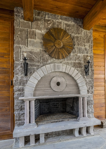 Luxus-Villen aus Stein an historischem Ort