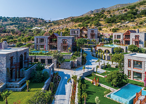 Luxus-Villen aus Stein an historischem Ort