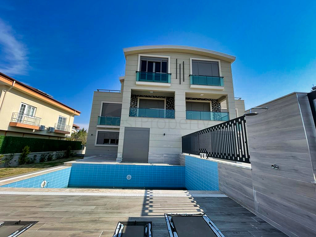 4+1 Villen mit privatem Pool in Kadrije Belek 