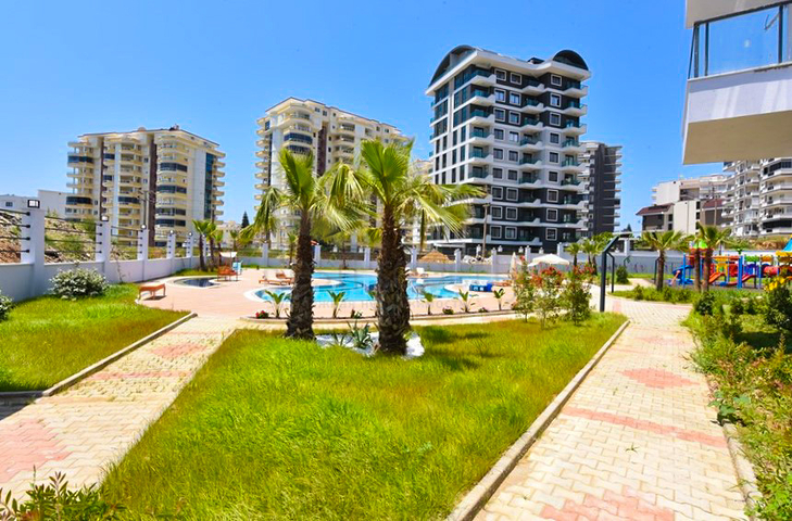 Wohnungen in einem neuen Komplex in Mahmutlar