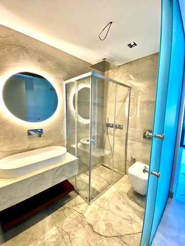 Komfortable und geräumige Villen mit Panoramablick!