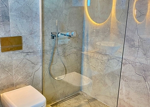 Komfortable und geräumige Villen mit Panoramablick!