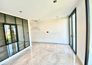 Komfortable und geräumige Villen mit Panoramablick!