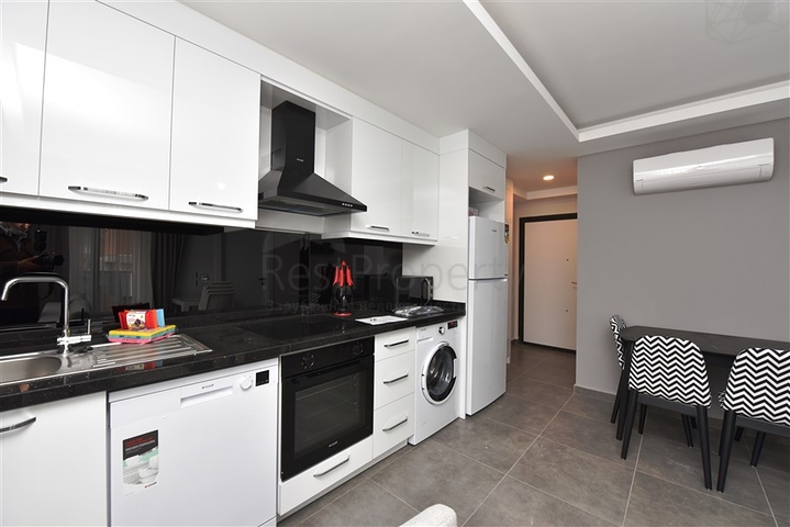 Möblierte 1+1-Wohnung 100 Meter vom Meer entfernt