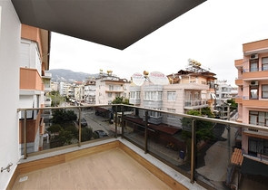 Möblierte 1+1-Wohnung 100 Meter vom Meer entfernt