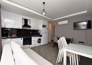 Möblierte 1+1-Wohnung 100 Meter vom Meer entfernt