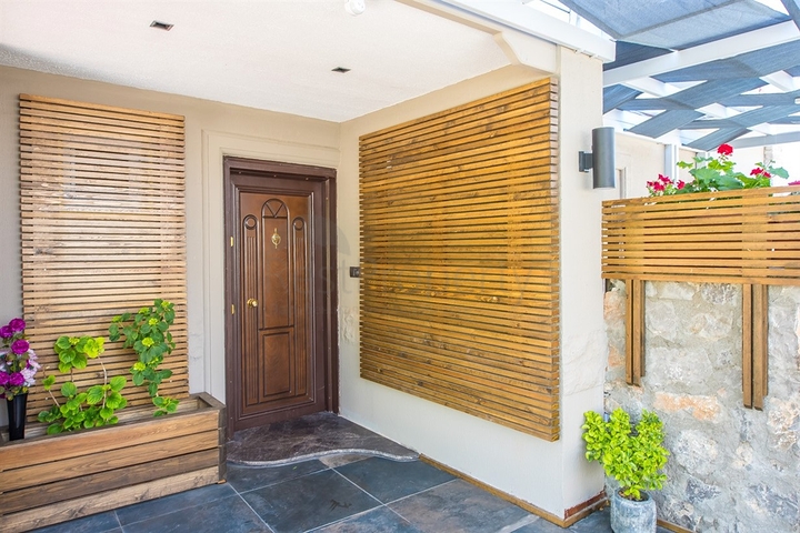 3+1 möblierte Villa mit privatem Pool in Ovacik Fethiye