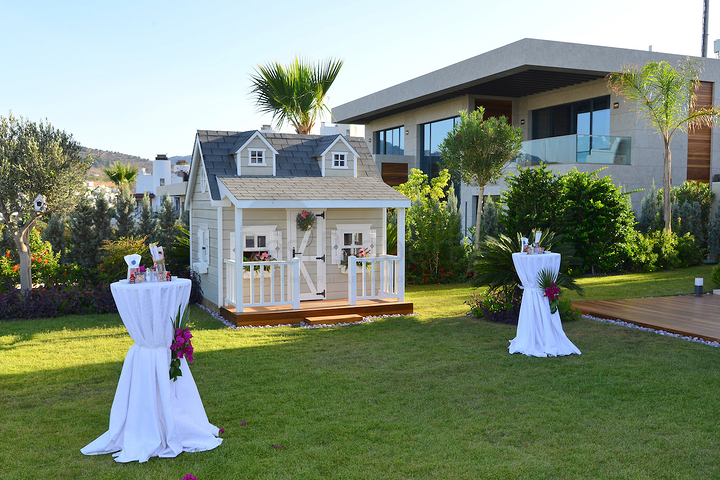 Paradiesische Villen in Bodrum mit Hoteldienstleistungen.